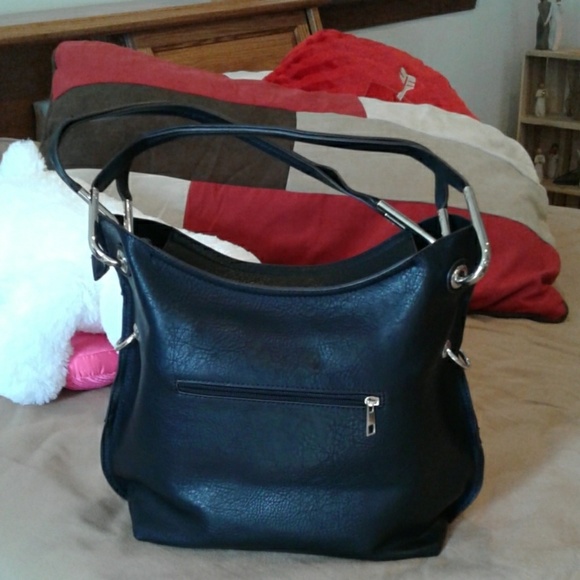 Black shoulder bag - Picture 2 of 5